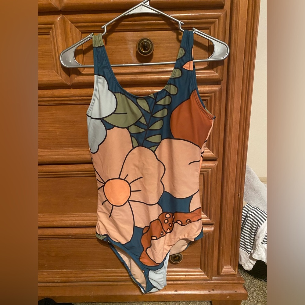 Super cute Roolee One Piece Swimsuit!